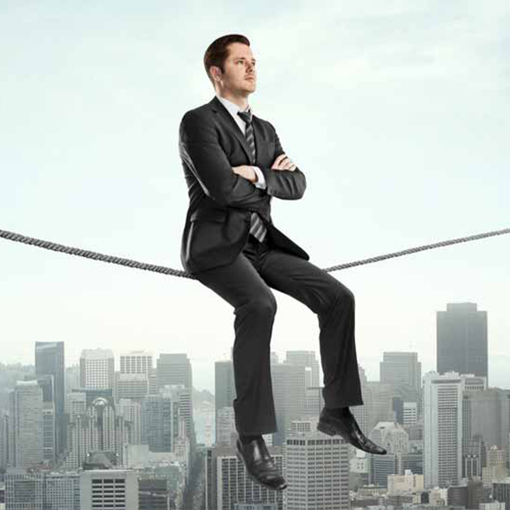 تصویر اصلی مقاله ی " 10 راهکار افزایش اعتماد به نفس "