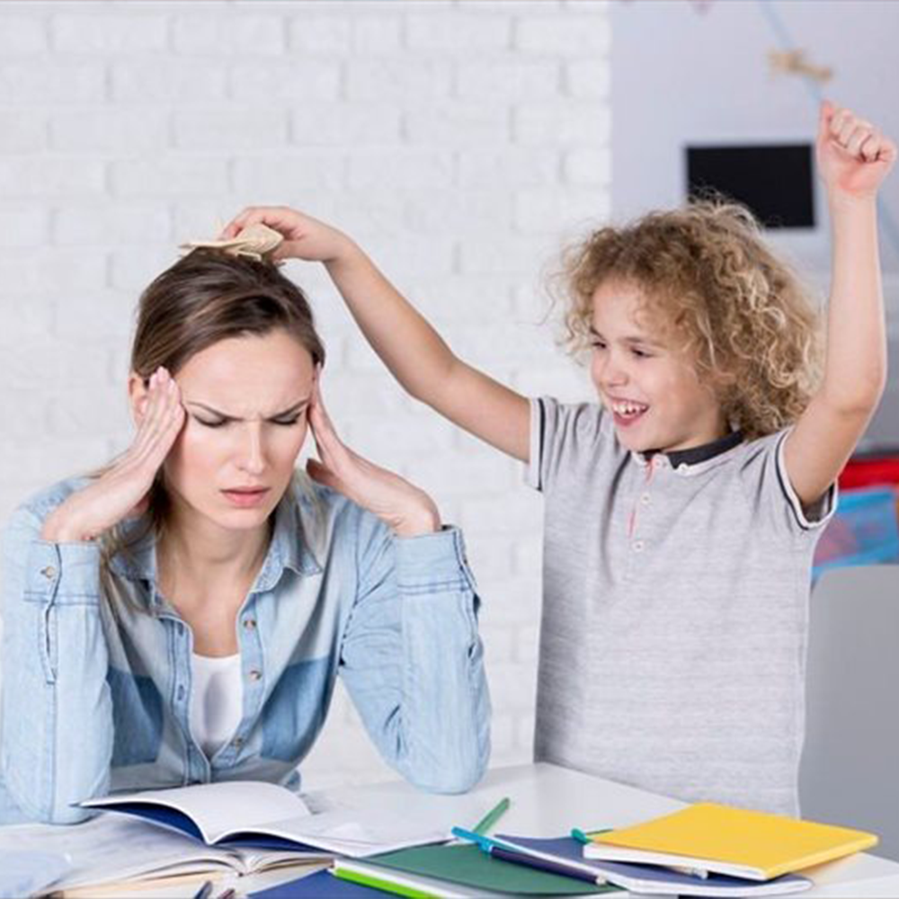 تصویر اصلی مقاله ی " بیش فعالی (ADHD) چیست؟ "