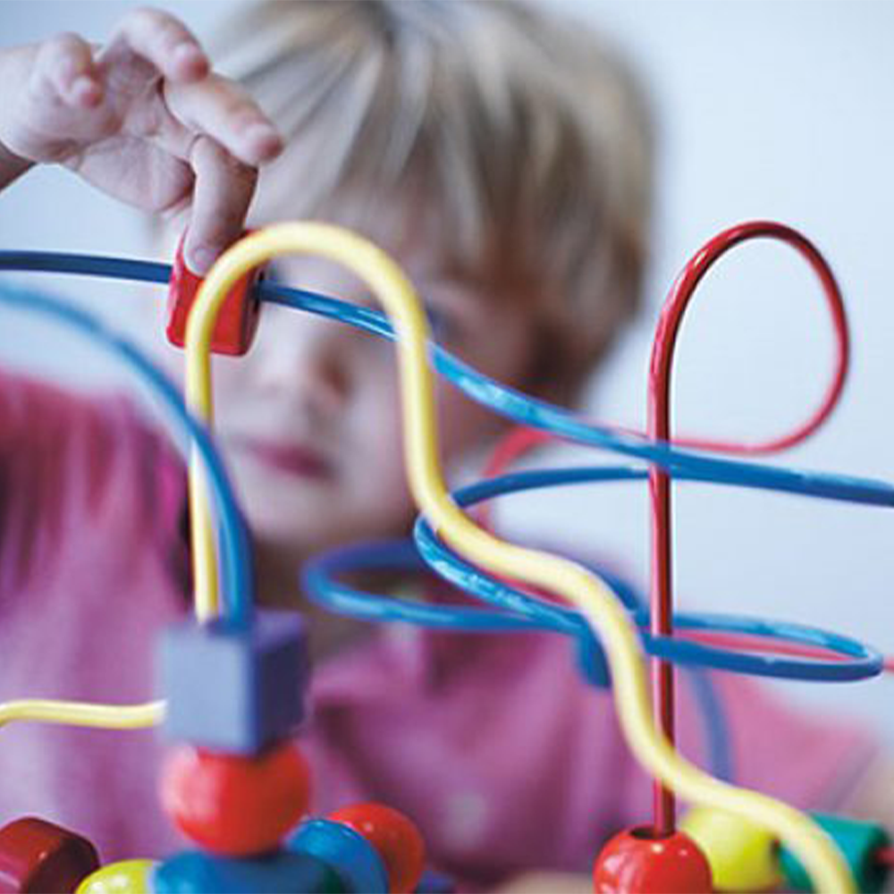 تصویر اصلی مقاله ی " اختلال یکپارچه سازی حواس ( دیسپراکسی ) چیست؟